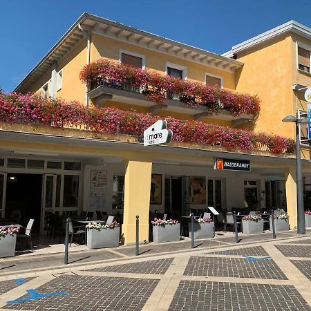 Hotel Al Mare Lido di Jesolo Exterior photo