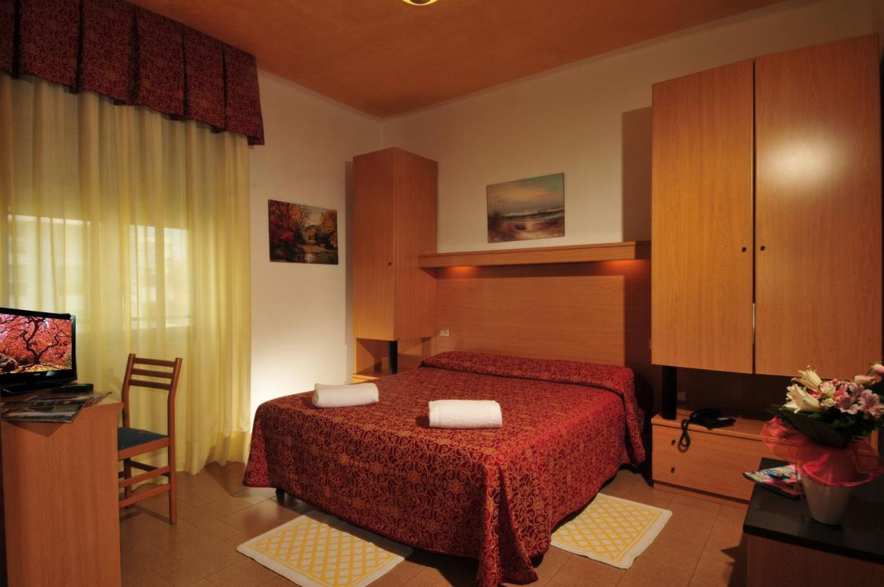 Hotel Al Mare Lido di Jesolo Room photo